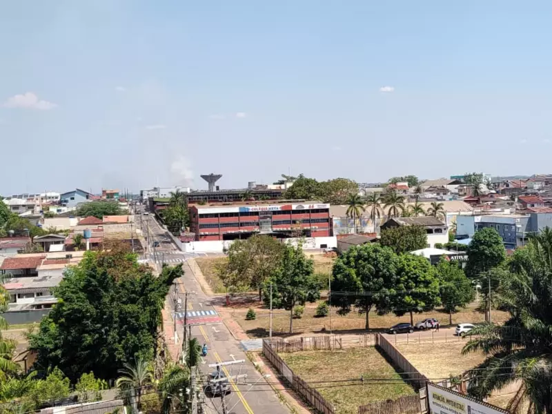 Rio Branco em Alerta: Estiagem Transforma Céu e Ar em Cenário Preocupante
