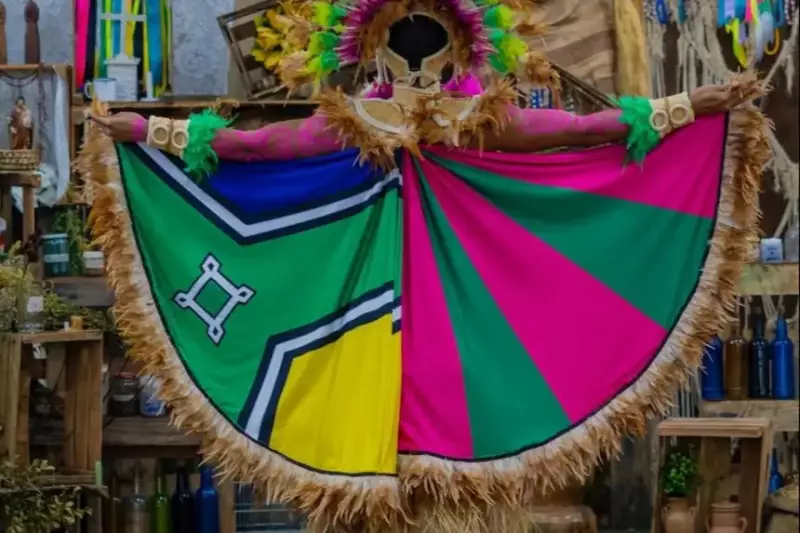 Sambas do Amapá brilham na disputa da Mangueira para o Carnaval 2026 no Rio