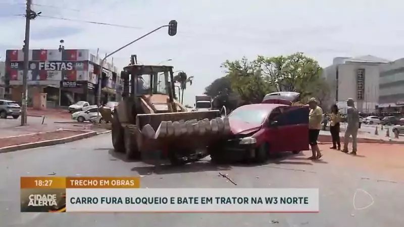 Tractor vs. Carro: Confronto Alucinante Interrompe Obras e Gera Caos na W3 Norte — Veja o Vídeo!