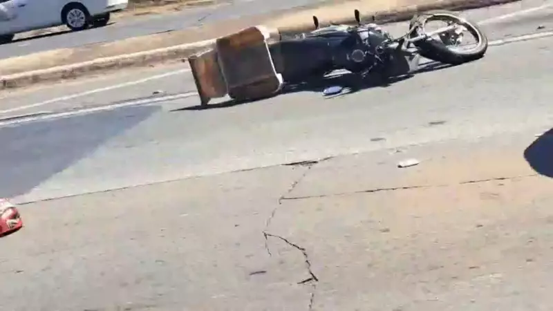 Tragédia em MG: Motociclista Morre em Colisão com Caminhão; Motorista Foge sem Prestar Socorro