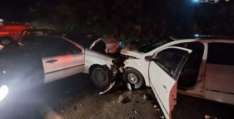 Tragédia na BR-494: Colisão entre três veículos mata motorista e deixa feridos em MG