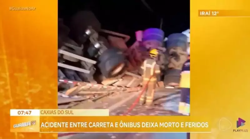 Tragédia na RS: Colisão entre ônibus e carreta deixa duas vítimas fatais