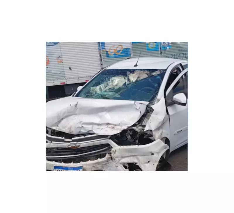 Tragédia no Sertão: Acidente de carro mata uma pessoa e deixa duas feridas na Paraíba