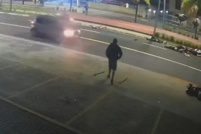 Tragédia no Trânsito: Colisão Entre Motos no Litoral de SP Deixa Mulher Morta e Dois Feridos | Vídeo