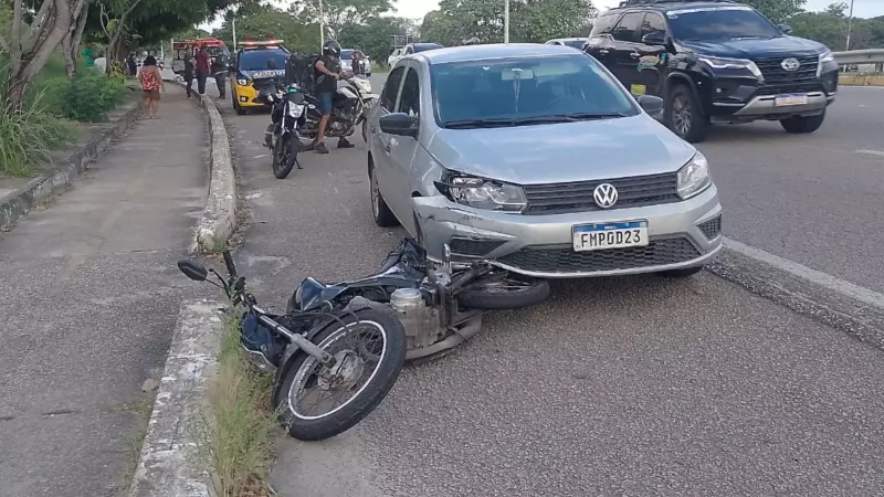 Tragédia no trânsito de Fortaleza: passageira de moto-táxi perde a vida em colisão