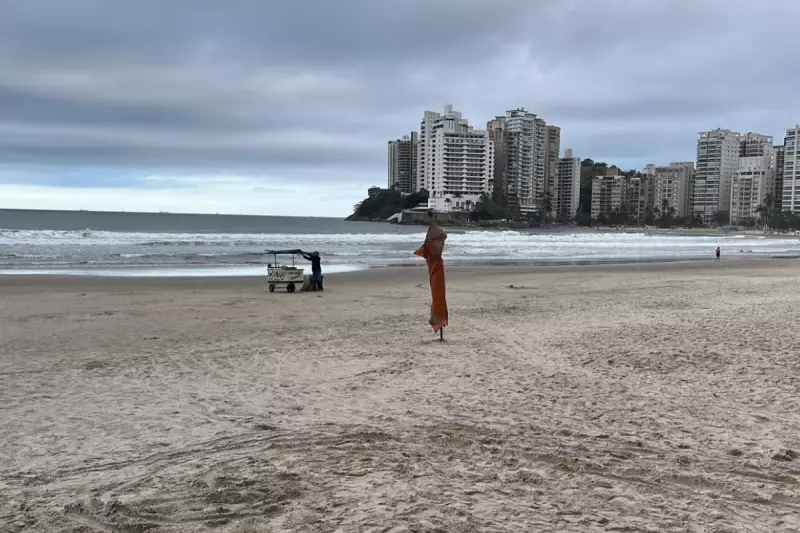 Turista Baleado em Guarujá: Violência Assombra Praia em Plena Luz do Dia
