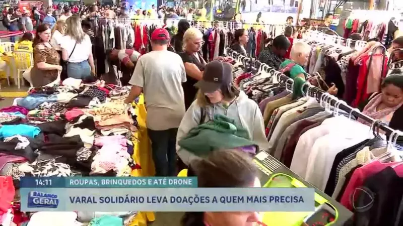 Varal Solidário na Rodoviária do Plano Piloto: Doe e Retire Roupas e Brinquedos Gratuitamente em Brasília