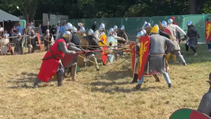 Viagem no Tempo! Festival Medieval Encanta Milhares no Sul da Inglaterra com Cavaleiros, Banquetes e Mistério