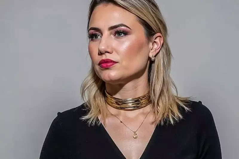 Vice-prefeita de Santos é afastada após contratar mãe de santo com dinheiro público — Justiça age rápido