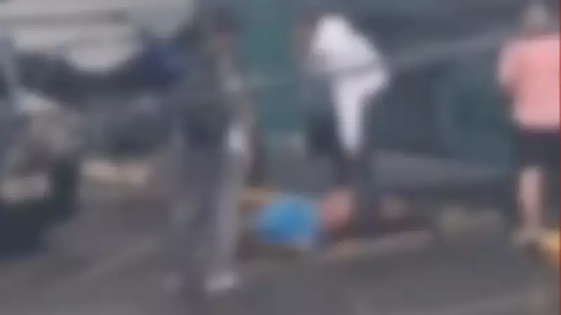 VÍDEO: Vizinhos se unem e prendem ladrão que tentou furtar condomínio em Uberlândia — assista à cena insana!