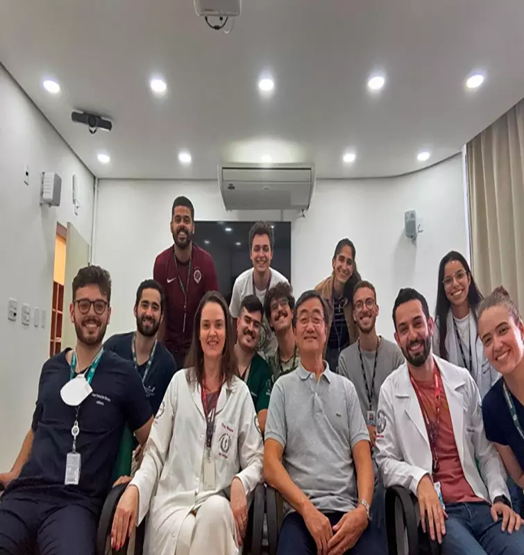 Vivência Hospitalar na UNITAU: Alunas de Medicina Transformam Teoria em Prática Real