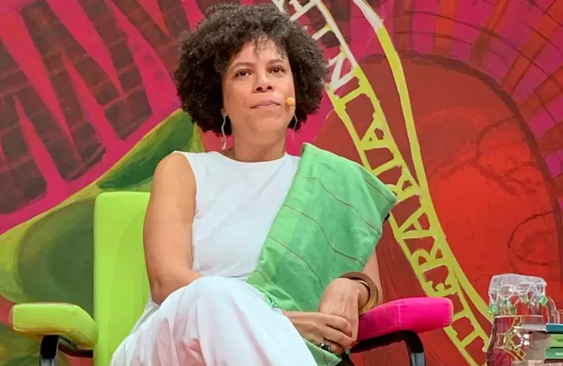 Ynaê Lopes faz crítica contundente: 'Se população de rua fosse branca, problema já estaria resolvido'