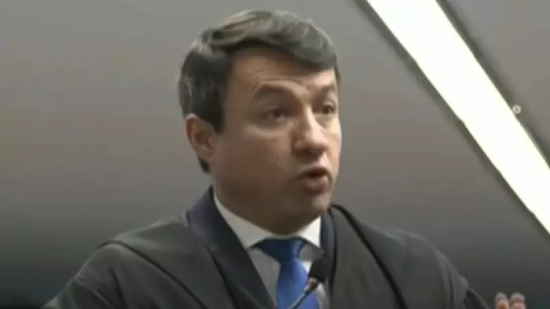 Advogado de Anderson Torres Exibe Passagem Aérea e Garante: "Provas Não São Falsas" | Hora News