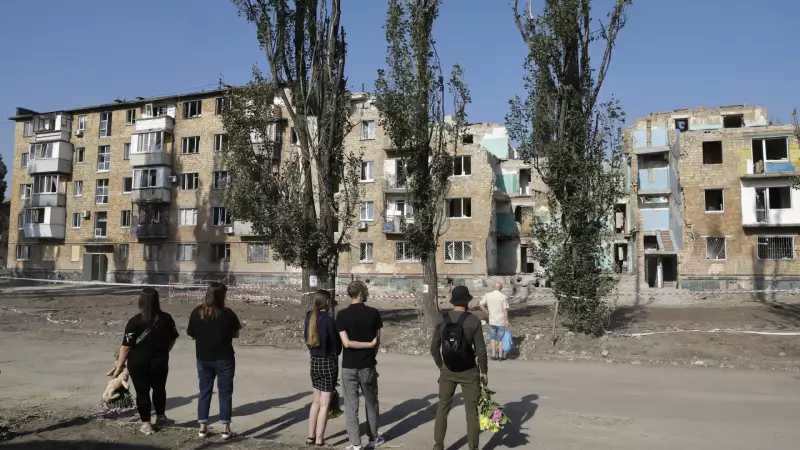 Ataque Russo a Kiev: Mísseis e Drones Ceifam Vidas e Deixam Rastro de Destruição