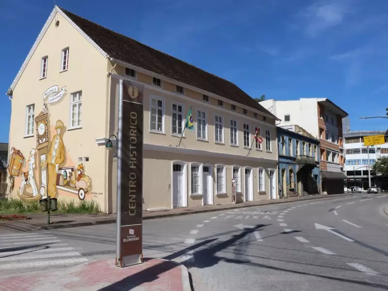 Blumenau Além da Cerveja: 5 Museus Fascinantes Que Contam a História da Cidade