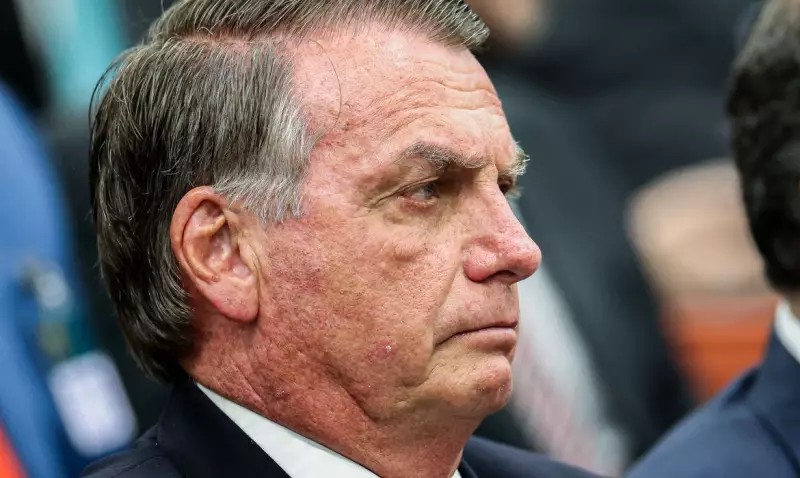 Bolsonaro Recorre ao STF: Justiça Decide Sobre Procedimento Médico Urgente