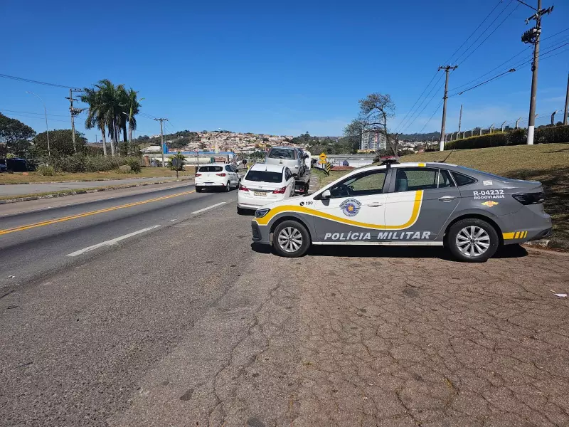 Carro com mais de 200 multas e R$ 53 mil em dívidas é apreendido em Itatiba: veja os detalhes