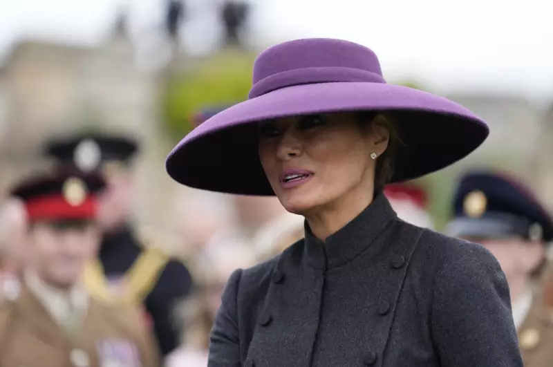Chapéu de Melania Trump vira meme em encontro com Rei Charles III; confira a polêmica