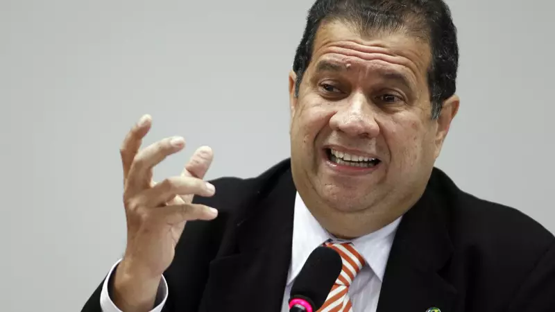 CPI do INSS: Lupi Admite Nomeações, mas Nega Fraudes em Descontos — O que Realmente Aconteceu?