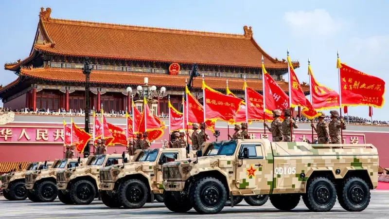 Desfile Militar da China: A Resposta Enérgica às Tarifas de Trump e o Risco de uma Guerra Comercial Global
