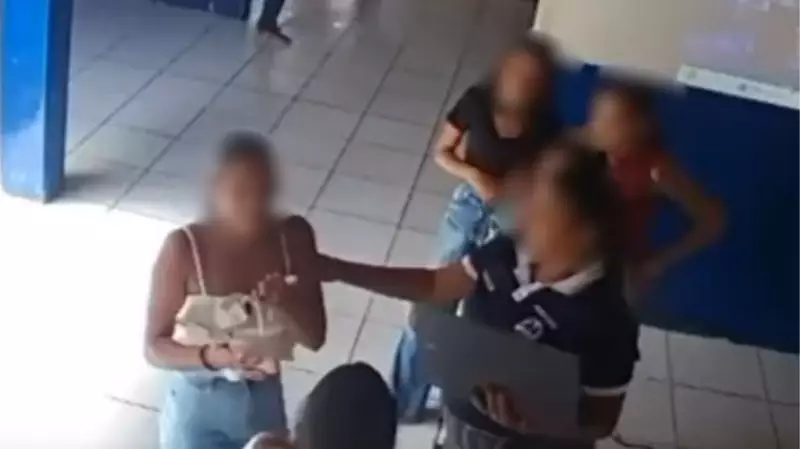 Escândalo em Recife: Menina de 11 anos espancada dentro de escola provoca revolta e investigação