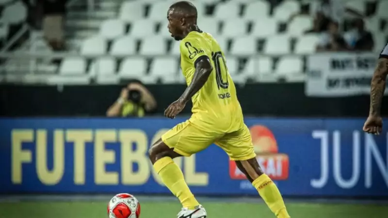 Ex-Palmeiras Anuncia Aposentadoria Forçada aos 33 Anos: Uma Década de Batalha Contra as Dores