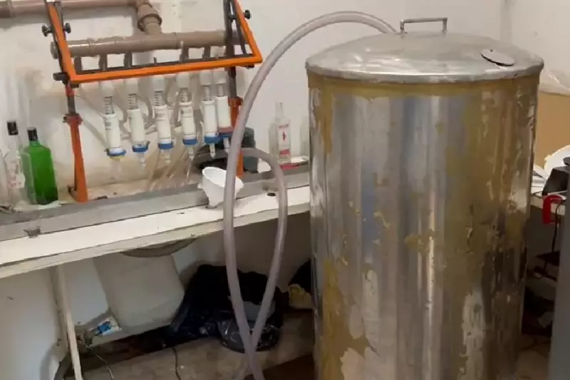 Fábrica Clandestina de Bebidas é Desmantelada pela Polícia no Interior Paulista | Operação Apreende Produtos Ilegais