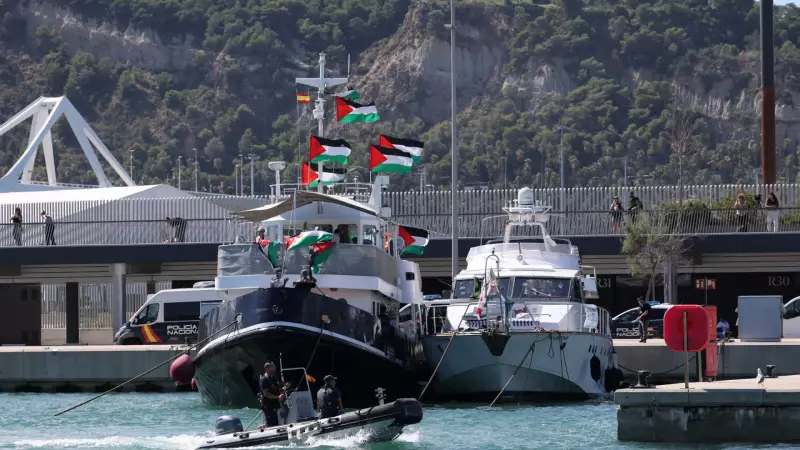 Flotilha Rumo a Gaza Interrompe Missão: Mau Tempo Força Retorno a Barcelona