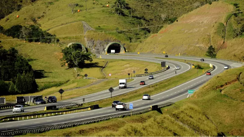 Governo de SP planeja mega investimento de R$ 3,8 bi para esticar a Carvalho Pinto até Aparecida