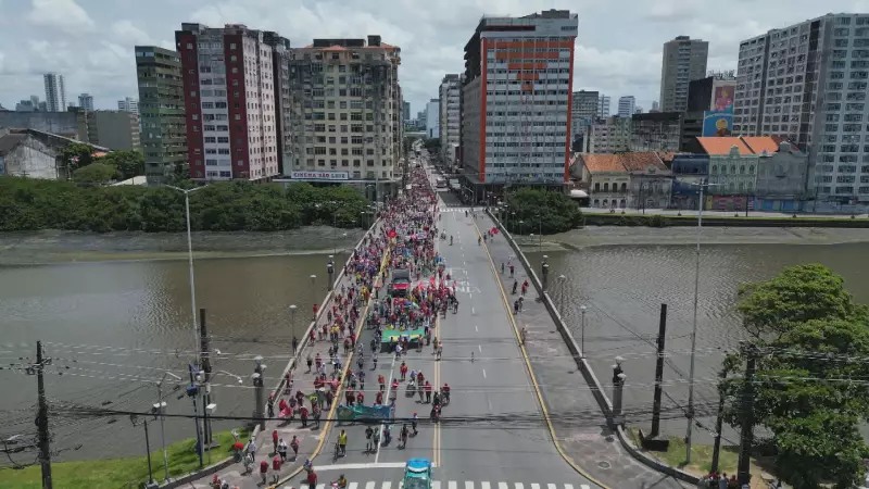 Grito dos Excluídos toma as ruas do Recife: milhares protestam por direitos e justiça social