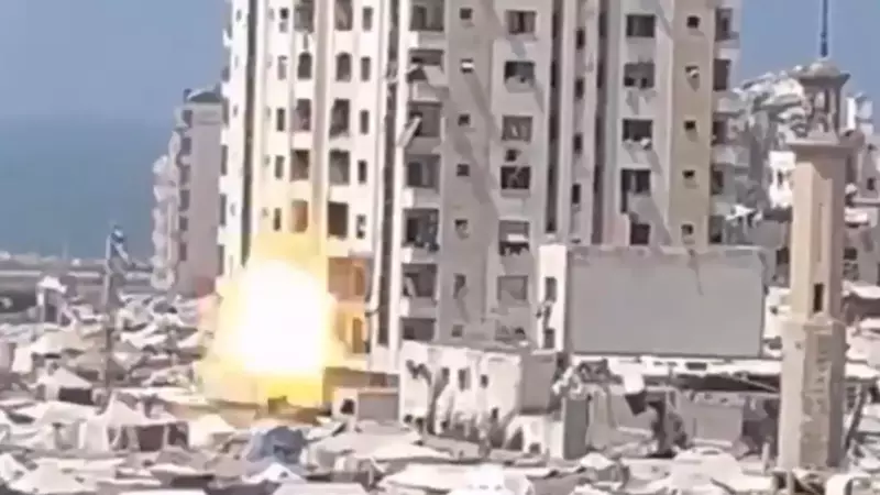 Imagens Chocantes: Prédio Desaba em Gaza após Ataque Aéreo Israelense; Veja o Vídeo