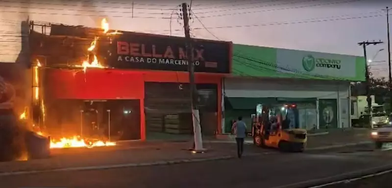 Incêndio de Grandes Proporções Consome Marcenaria em Marabá — Prejuízos São Incalculáveis
