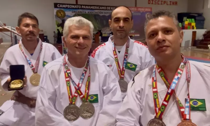 Karatecas de Serrinha Brilham no Pan-Americano do Peru e Conquistam Medalhas Históricas