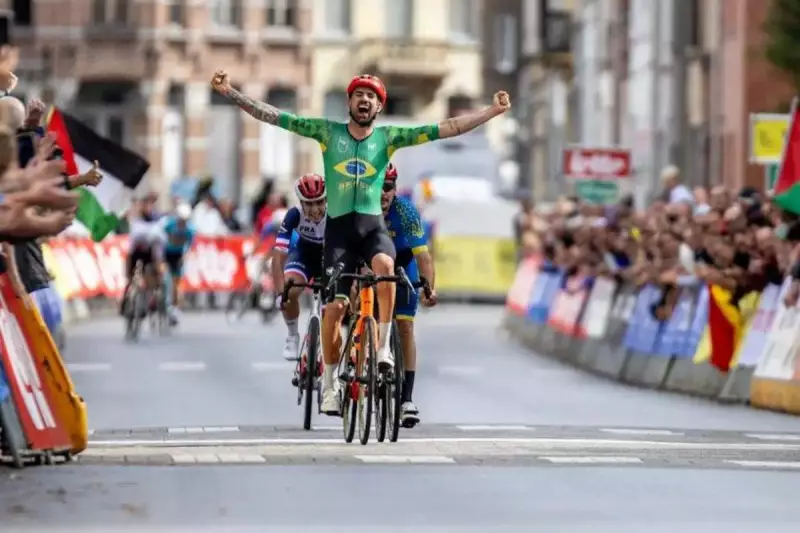 Lauro Chaman é Tri! Baiano Conquista Terceiro Título Mundial de Paraciclismo na Escócia