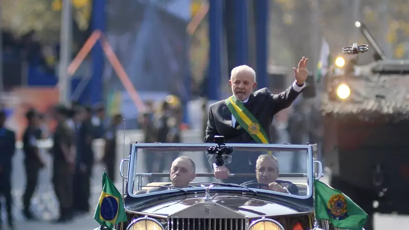 Lula Põe o Bloco na Rua: Desfile de 7 de Setembro em Brasília Exalta Soberania Nacional com Fogo nos Discursos