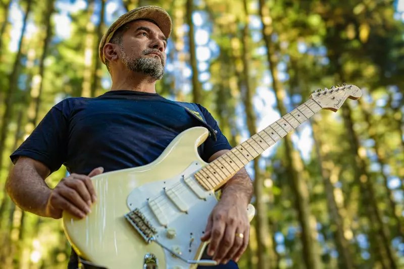 Músico do Amazonas Conquista a França com Música Regional e Aulas Inovadoras | Sucesso no Exterior