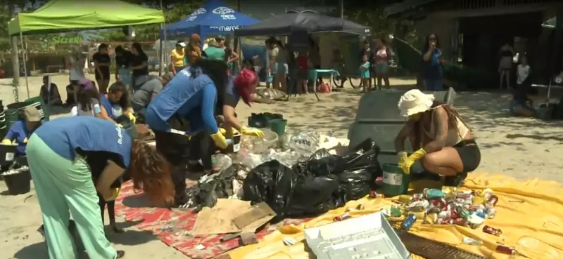 Mutirão Retira Quase 170 Kg de Lixo de Praia em Ubatuba: Um Alerta Ambiental