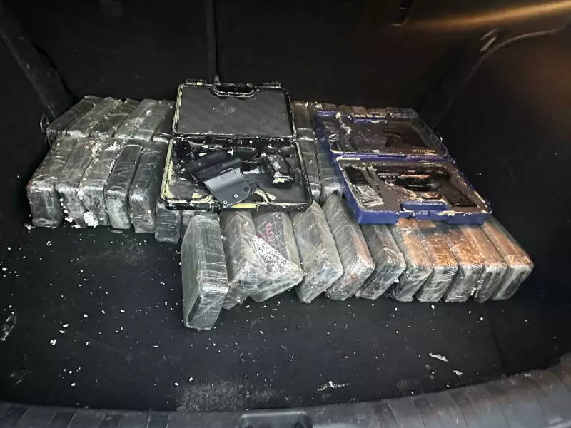 Operação da PM apreende R$ 2,5 milhões em pasta base de cocaína na Rodovia Santos Dumont, em Campinas