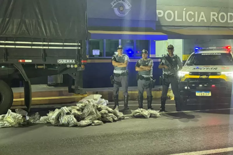 Pneus de Caminhão Revelam Carregamento Macabro: Cocaína Apreendida pela Polícia Rodoviária na SP-425