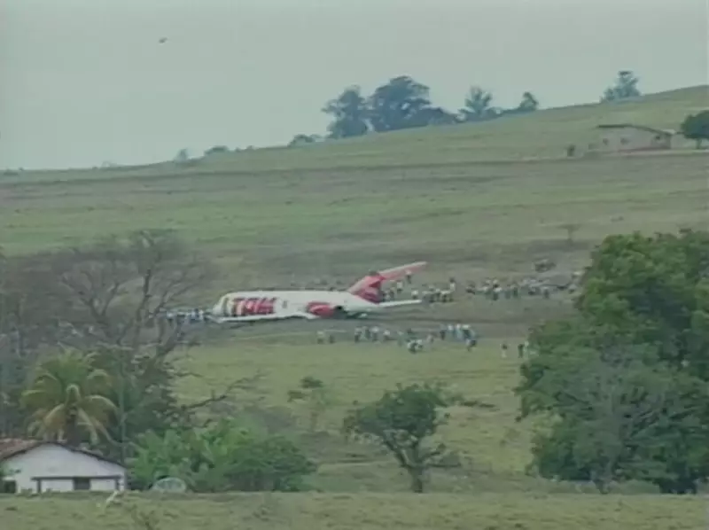 Pouso Forçado no Interior de SP: A Incrível Saga do Avião que Ficou Sem Combustível no Ar com 24 Pessoas a Bordo