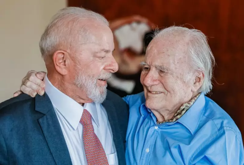 Presidente Lula decreta luto oficial de três dias pela morte de Mino Carta, ícone do jornalismo brasileiro