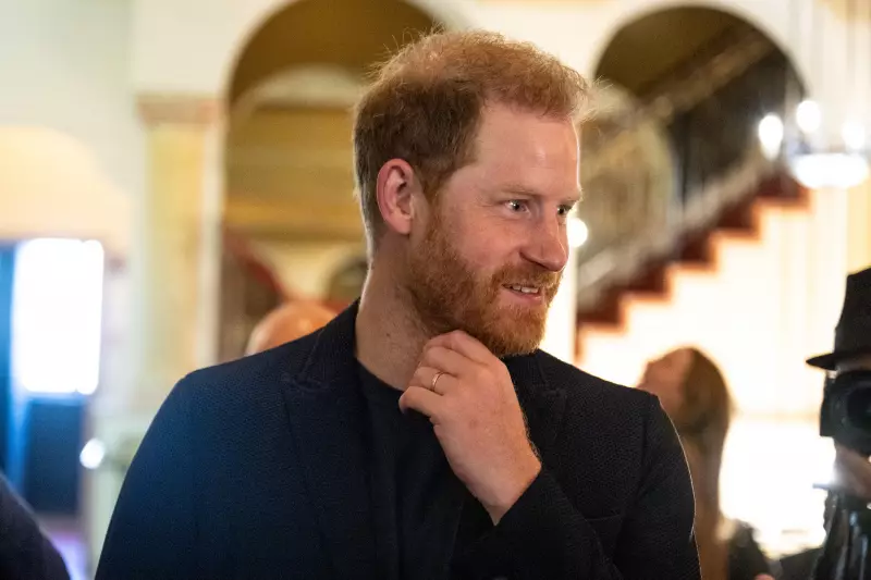 Príncipe Harry Brinca Sobre Brigas Entre Irmãos e Revela Detalhes Íntimos da Família Real