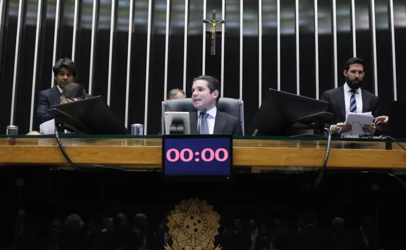 Reforma Administrativa: Motta Faz Pressão e Relator Promete Revisão Anual de Gastos Públicos