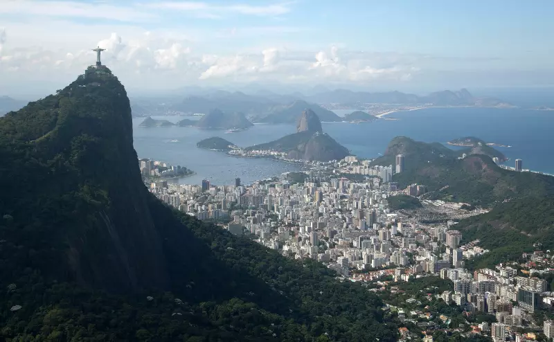 Rio de Janeiro Implementa Tax-Free para Turistas Estrangeiros: Compras com Desconto Chegam ao Estado