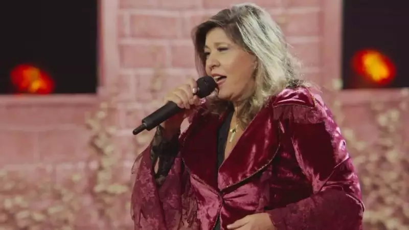 Roberta Miranda Ataca Mãe de Marília Mendonça: 'Exploração Póstuma?' — Polêmica Abala o Mundo da Música