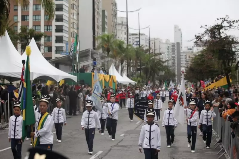 Santos Antecipa Sete de Setembro com Festa na Orla: Veja Programação Completa