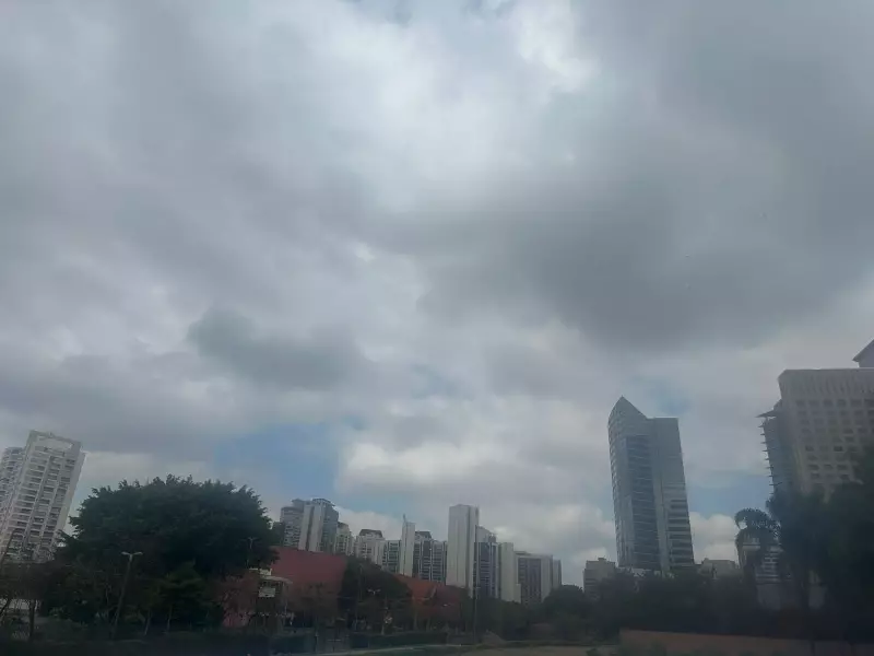 São Paulo neste sábado: previsão aponta para 13°C e máxima de 22°C com tempo nublado