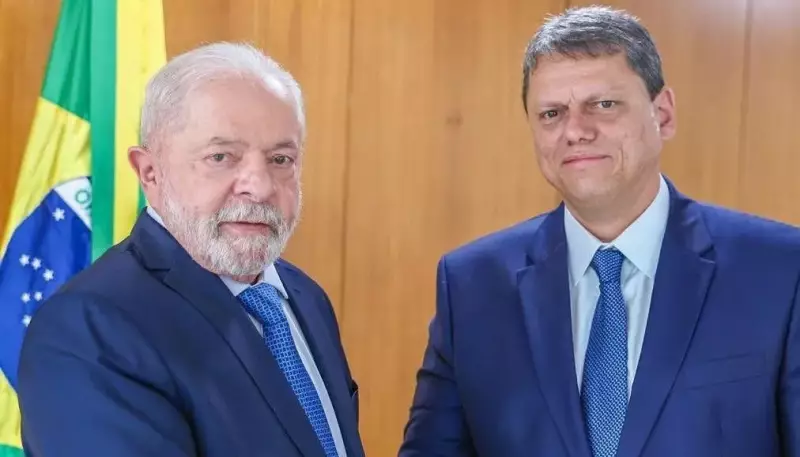 Tarcísio na Mira: PT Acusa Governador de Articular Anistia para Apoiadores de Bolsonaro