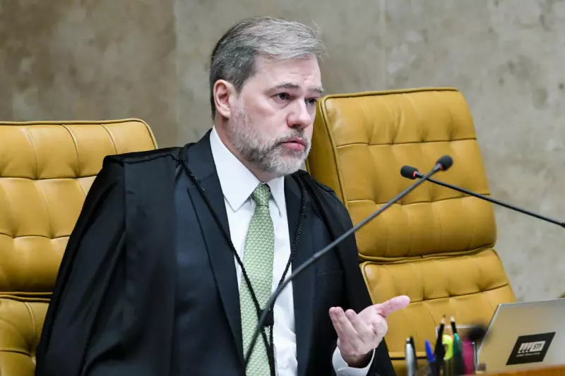 Toffoli Pede Urgência à Câmara: PEC que Blinda Parlamentares Gera Polêmica no Supremo