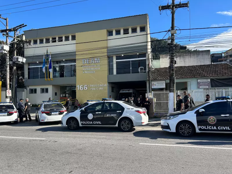 Tragédia em Angra: Delegado da Civil é Executado a Tiros em Emboscada Chocante